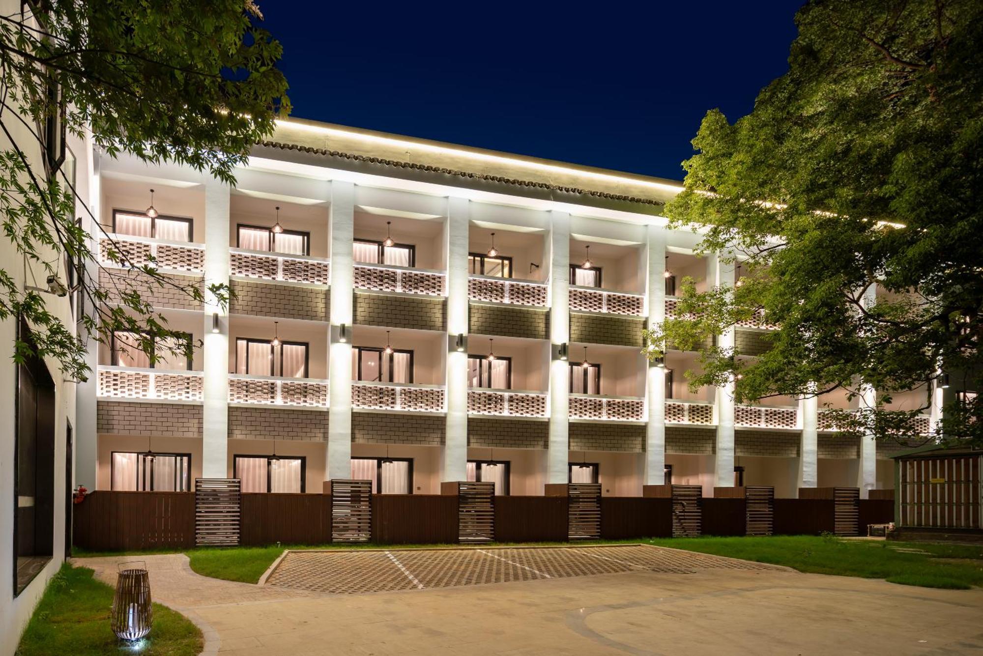 Nost Algia S Hotel In The West Lake Scenic Area-,Lingyin Temple, Leifeng Tower, Children'S Playground, Free Night Snack, Free Laundry, English Communication Well, Free Travel Advice 杭州 外观 照片