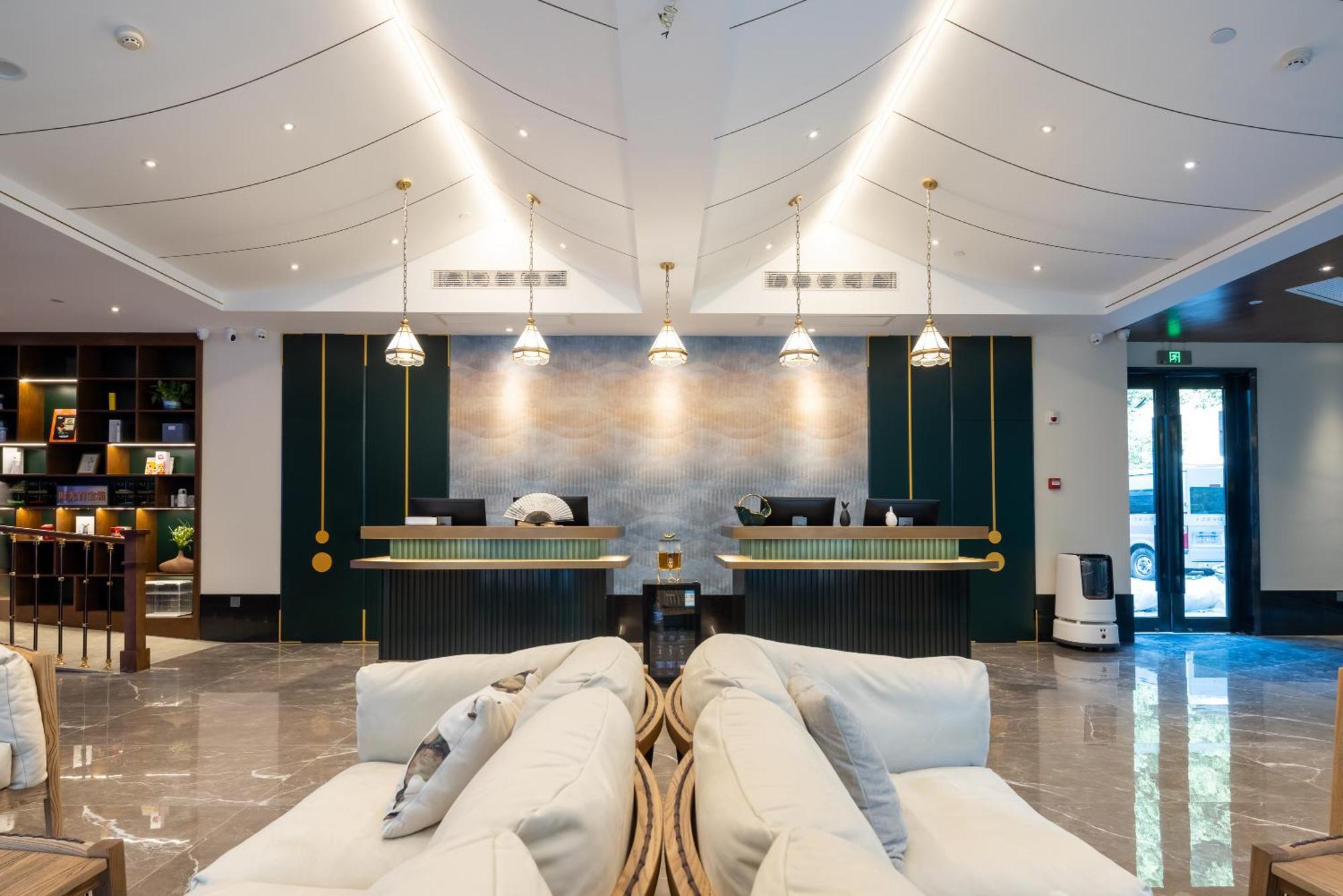 Nost Algia S Hotel In The West Lake Scenic Area-,Lingyin Temple, Leifeng Tower, Children'S Playground, Free Night Snack, Free Laundry, English Communication Well, Free Travel Advice 杭州 外观 照片