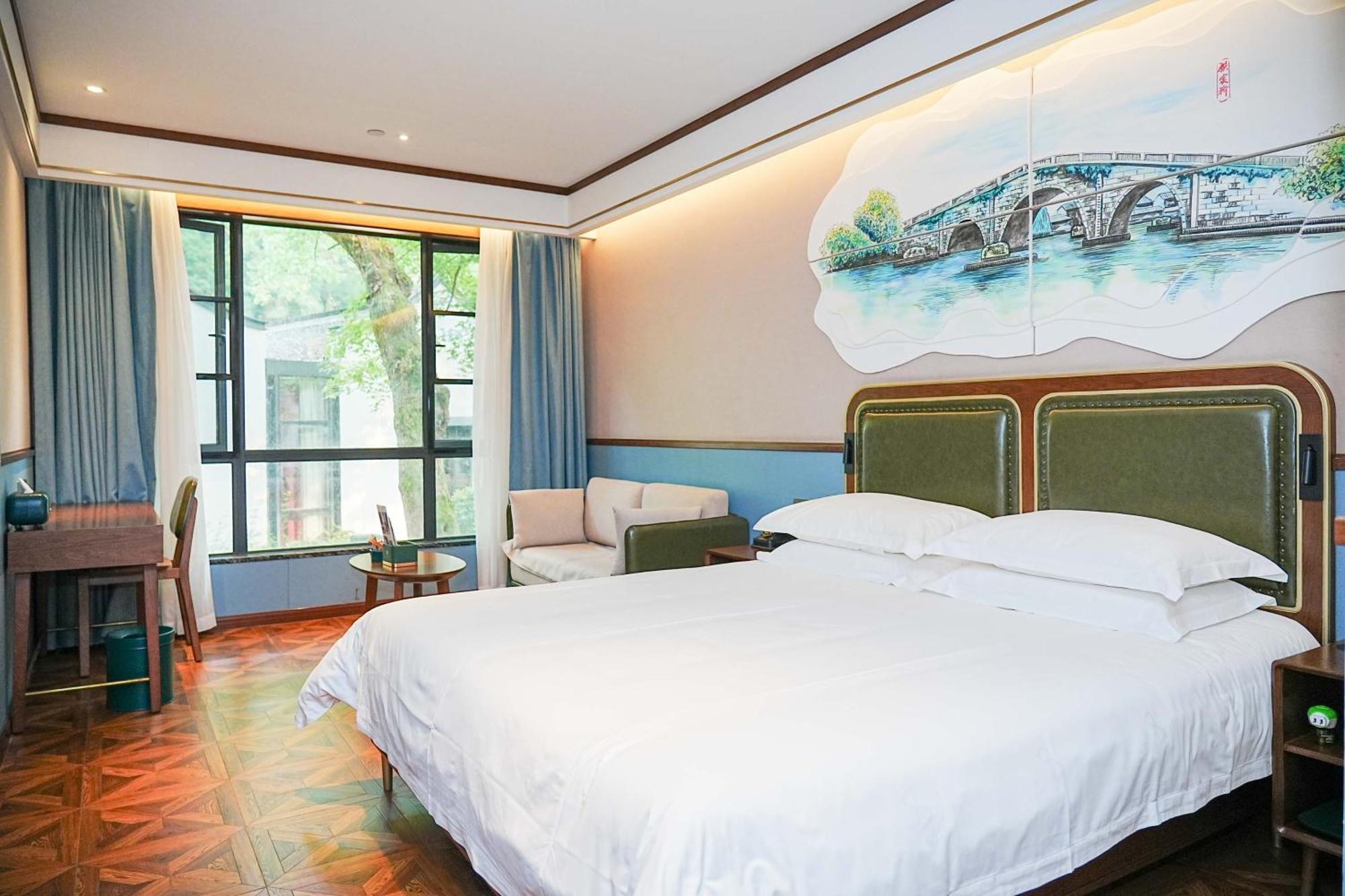 Nost Algia S Hotel In The West Lake Scenic Area-,Lingyin Temple, Leifeng Tower, Children'S Playground, Free Night Snack, Free Laundry, English Communication Well, Free Travel Advice 杭州 外观 照片
