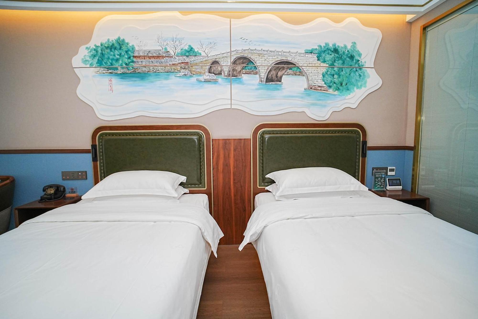 Nost Algia S Hotel In The West Lake Scenic Area-,Lingyin Temple, Leifeng Tower, Children'S Playground, Free Night Snack, Free Laundry, English Communication Well, Free Travel Advice 杭州 外观 照片
