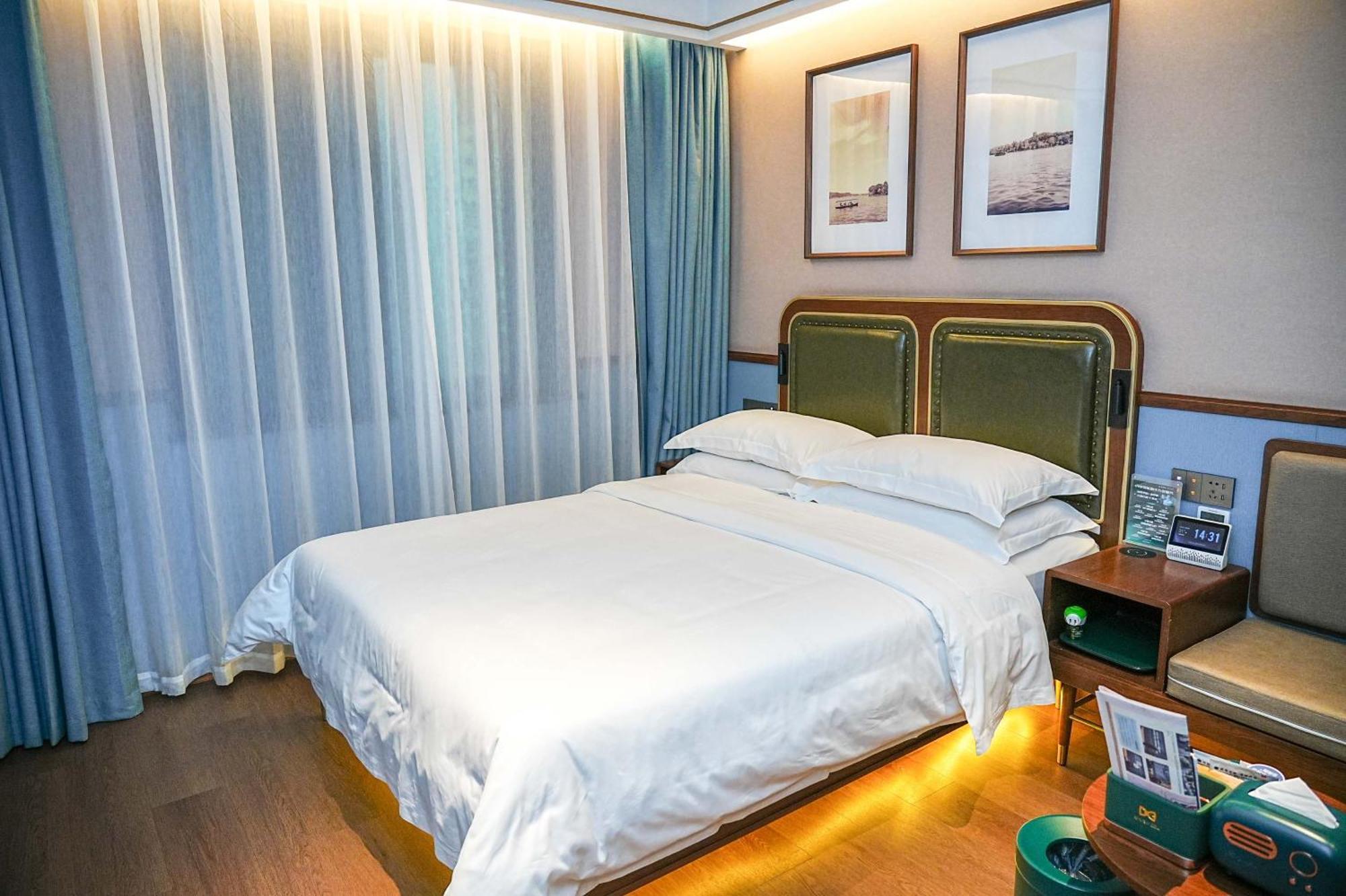 Nost Algia S Hotel In The West Lake Scenic Area-,Lingyin Temple, Leifeng Tower, Children'S Playground, Free Night Snack, Free Laundry, English Communication Well, Free Travel Advice 杭州 外观 照片