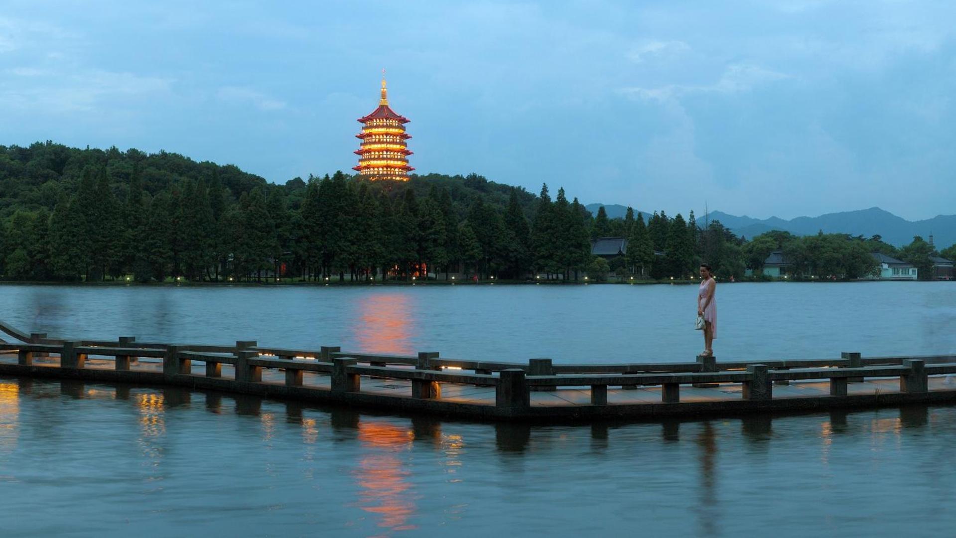 Nost Algia S Hotel In The West Lake Scenic Area-,Lingyin Temple, Leifeng Tower, Children'S Playground, Free Night Snack, Free Laundry, English Communication Well, Free Travel Advice 杭州 外观 照片